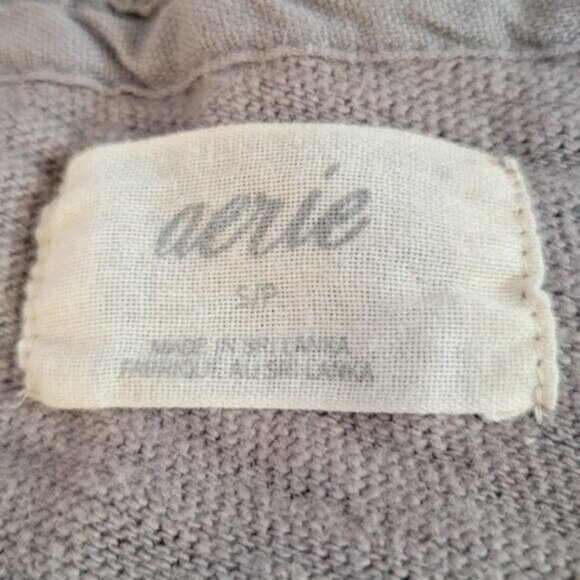 Aerie Vintage 3/4 Sleeve Distressed Lightweight Sweater Women's Size S - Picture 4 of 10